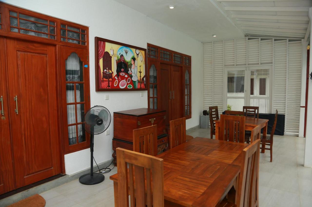 Villa A.Sms Induruwa Bagian luar foto