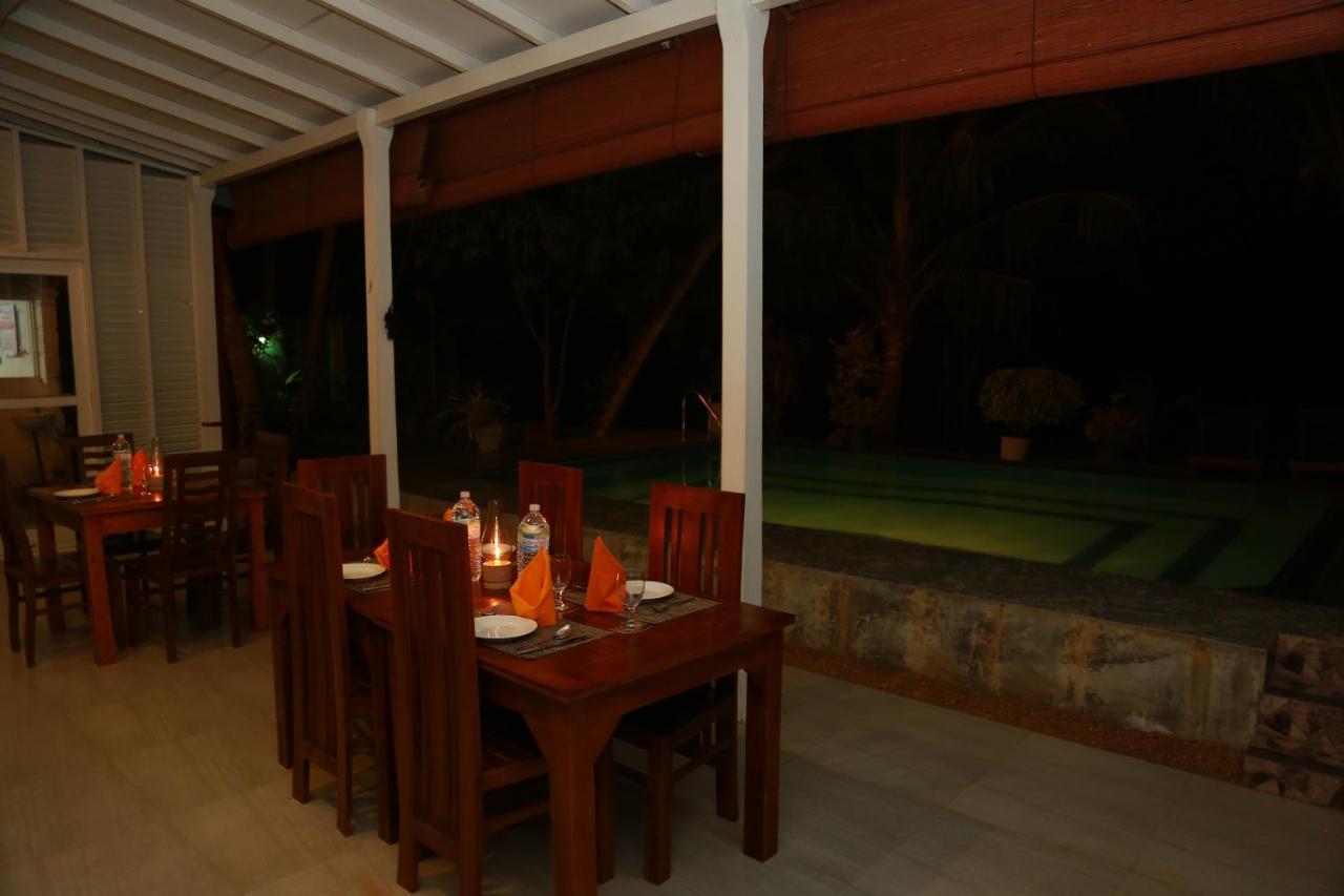 Villa A.Sms Induruwa Bagian luar foto