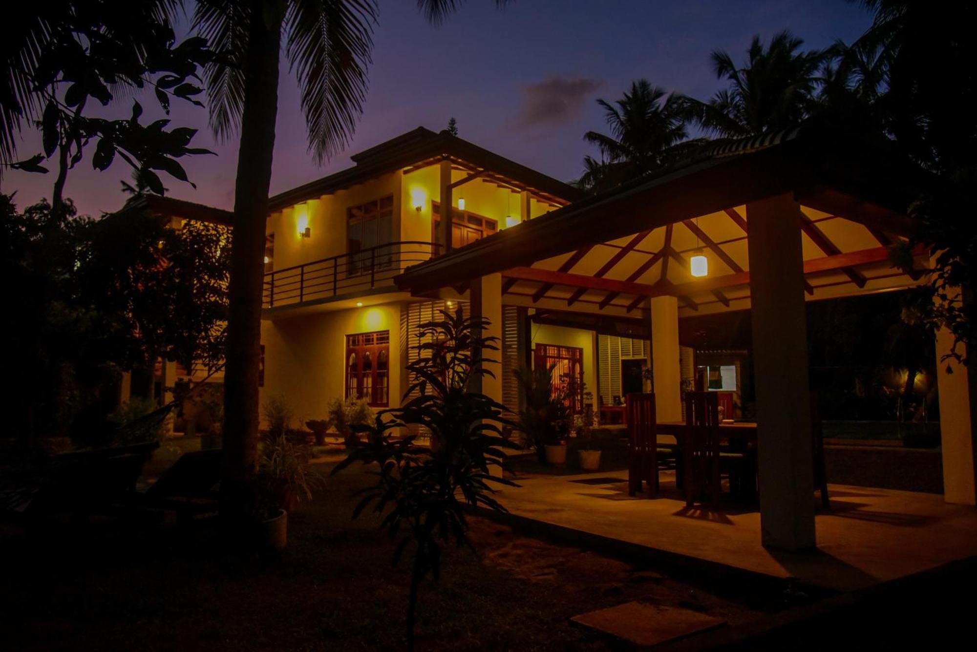 Villa A.Sms Induruwa Bagian luar foto