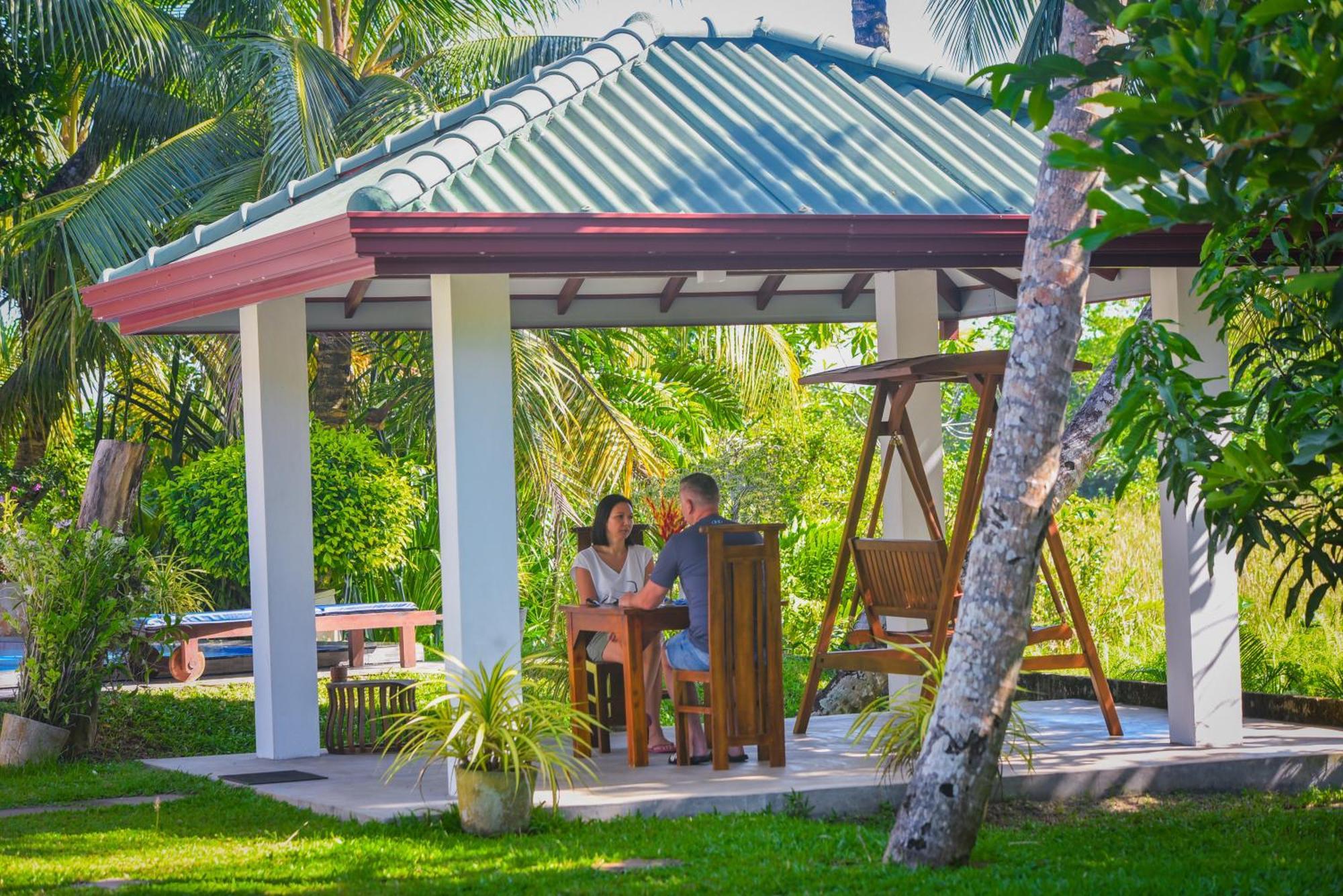 Villa A.Sms Induruwa Bagian luar foto